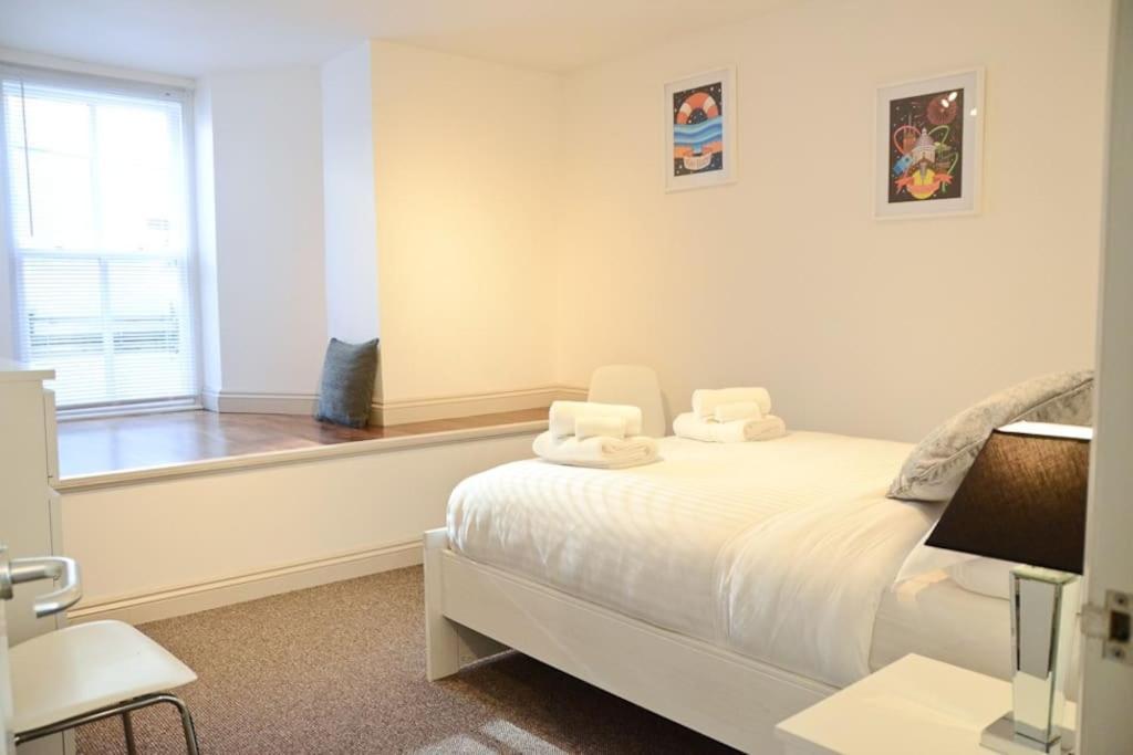 Modern 1 Bedroom Apartment Close To Penzance Town Centre. מראה חיצוני תמונה