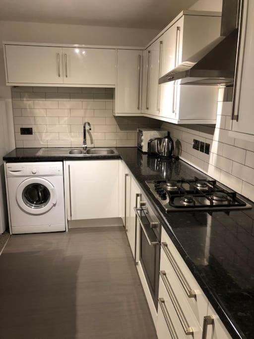 Modern 1 Bedroom Apartment Close To Penzance Town Centre. מראה חיצוני תמונה